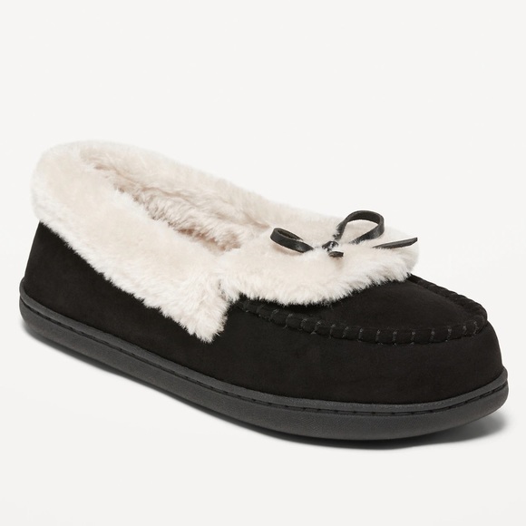 NWT Women Faux Suede Mocassin Slippers - Picture 1 of 1